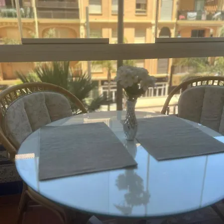 Front Line & Free Parking At Apartment Fuengirola