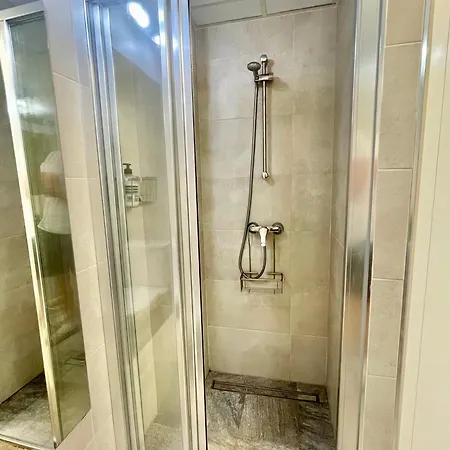 Solana Free Parking Fuengirola