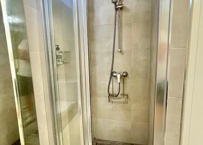 Solana Free Parking フエンヒロラ