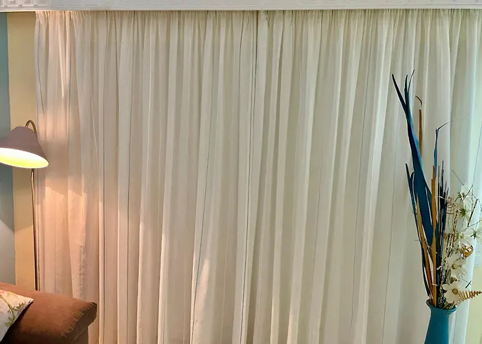 Solana Free Parking アパート フエンヒロラ