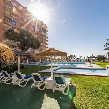 Solana Free Parking Fuengirola